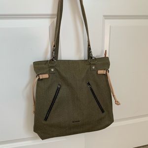 Sherpani Tempest bag